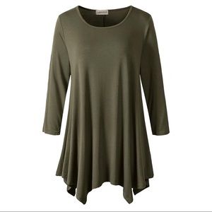 Larace 3/4 Sleeve Swing Top